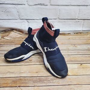 Men’s Champion Rally Pro Casual size 7 youth shoes